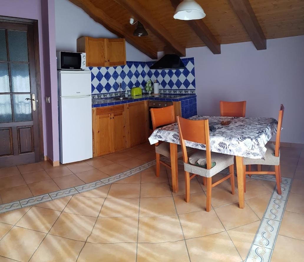 Apartamento Casa Cavero Almazorre Zewnętrze zdjęcie